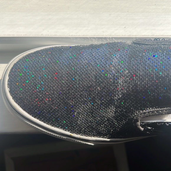 $89-Vans slip on black sequin shoes Size 8 - Picture 5 of 5